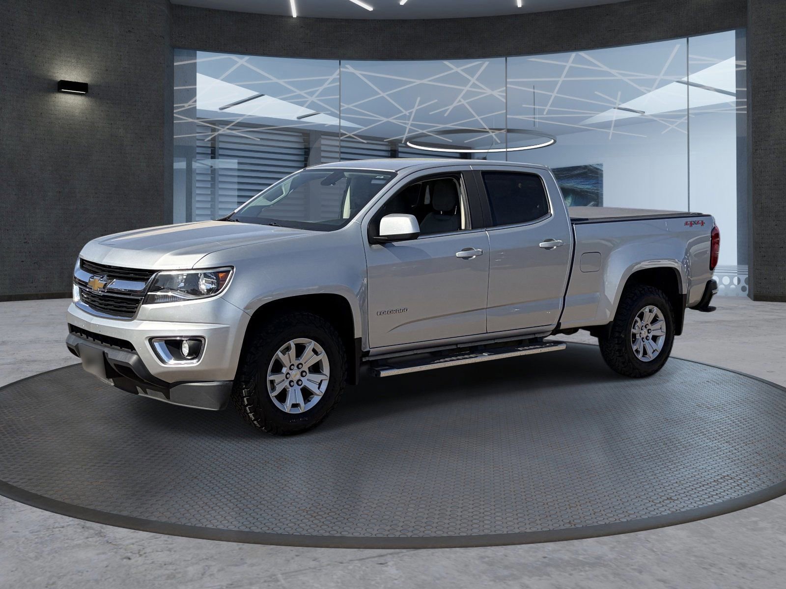 Used 2018 Chevrolet Colorado LT w/ LT Convenience Package AWD/4WD image 2