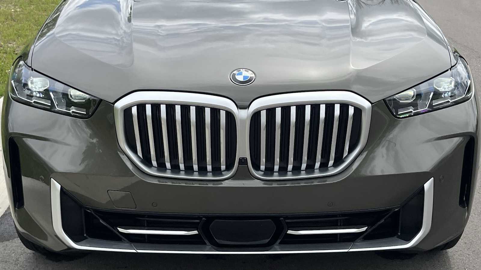 Used 2025 BMW X5 xDrive40i w/ Premium Package AWD/4WD image 22