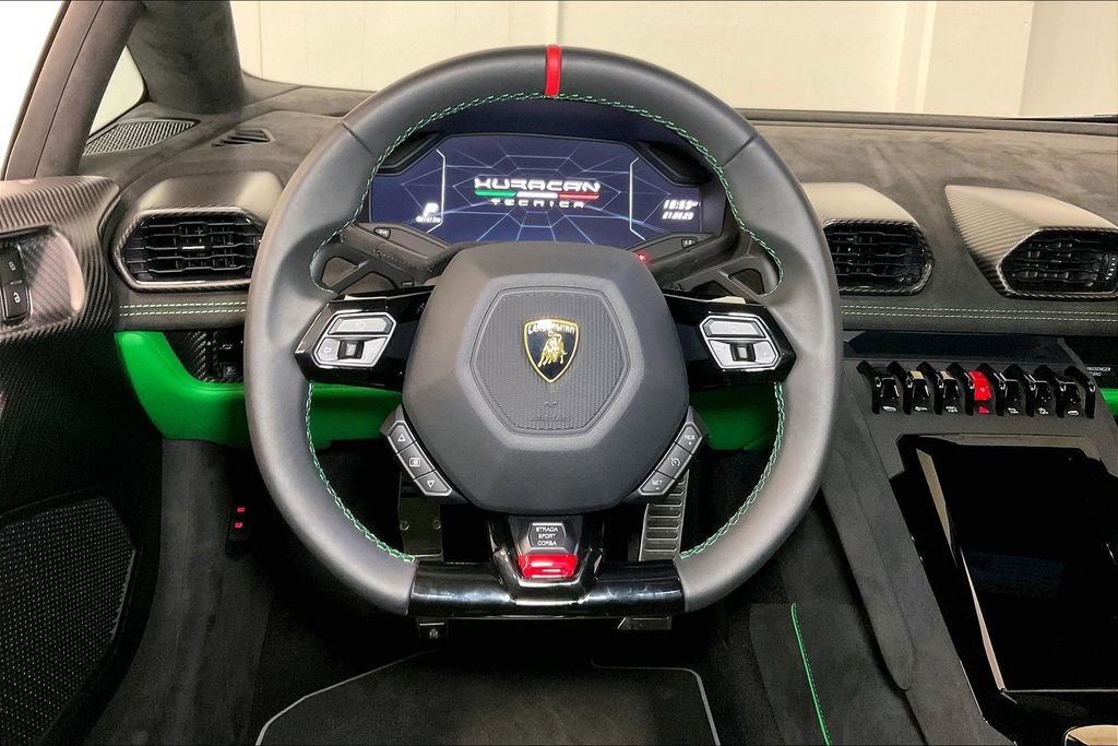 Used 2023 Lamborghini Huracan Tecnica image 9