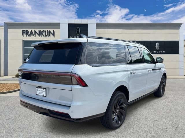 New 2026 Lincoln Navigator L Reserve w/ Jet Appearance Package AWD/4WD image 7