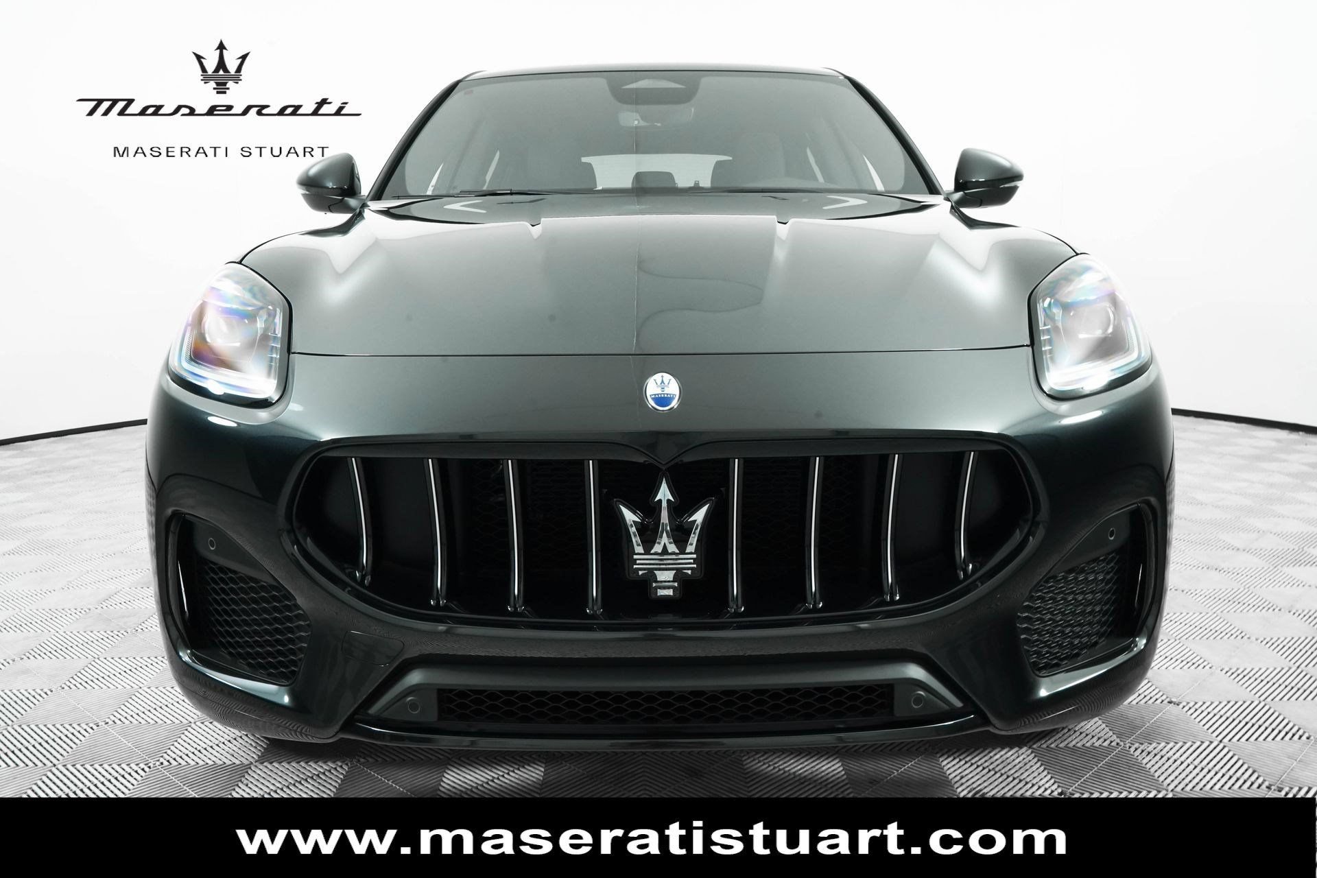 New 2025 Maserati Grecale GT AWD/4WD image 2