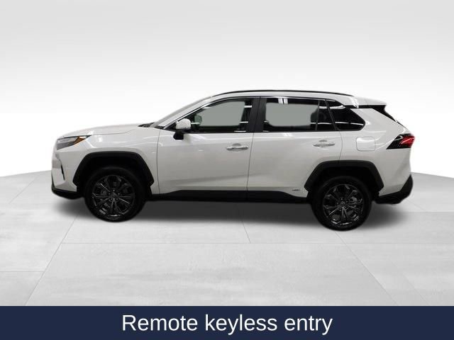 Used 2022 Toyota RAV4 Limited image 5