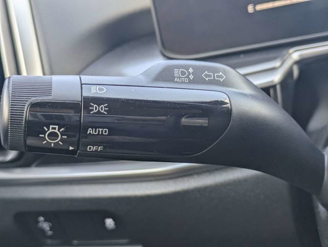 Used 2024 Kia Sorento LX image 26