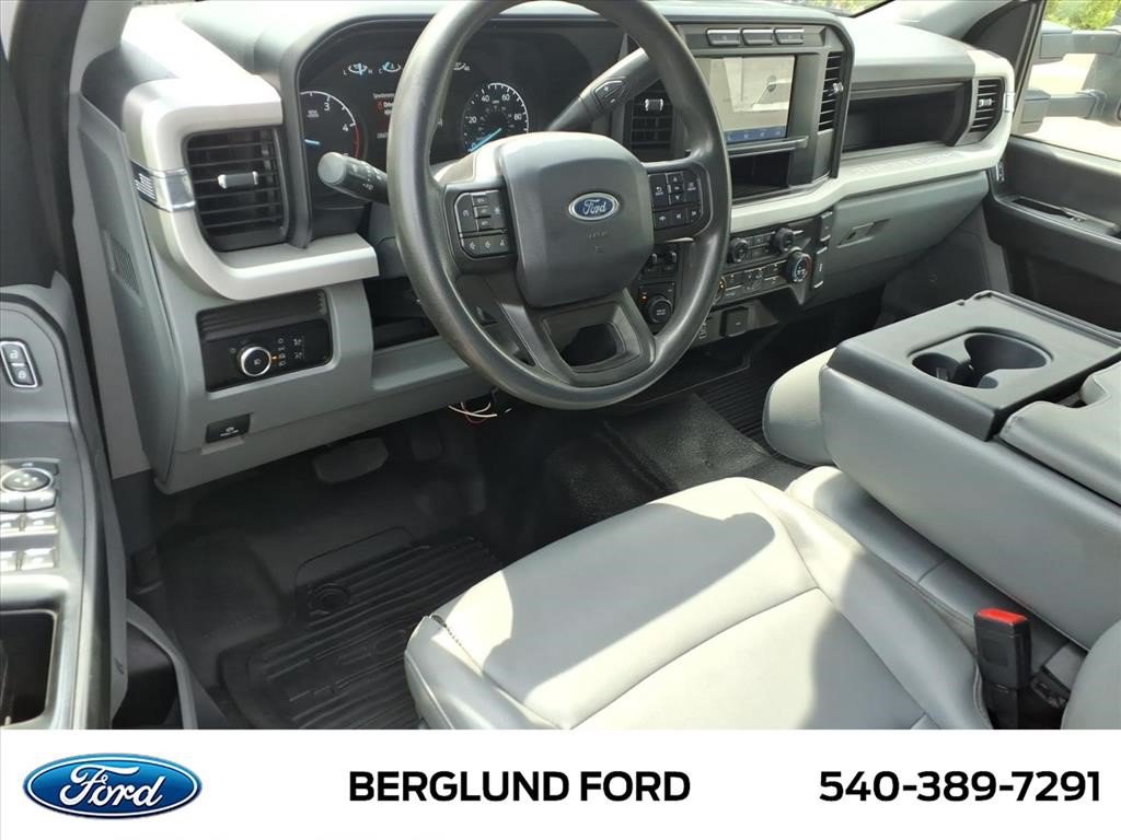 Used 2023 Ford F550 4x4 Crew Cab Super Duty image 19