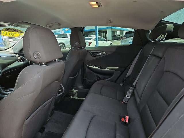 Used 2021 Chevrolet Malibu LT FWD image 17