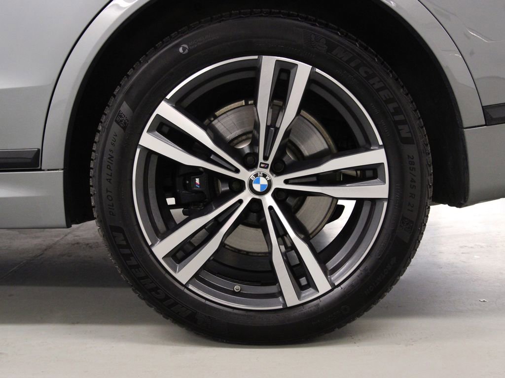 Used 2023 BMW X7 xDrive40i w/ Executive Package image 10