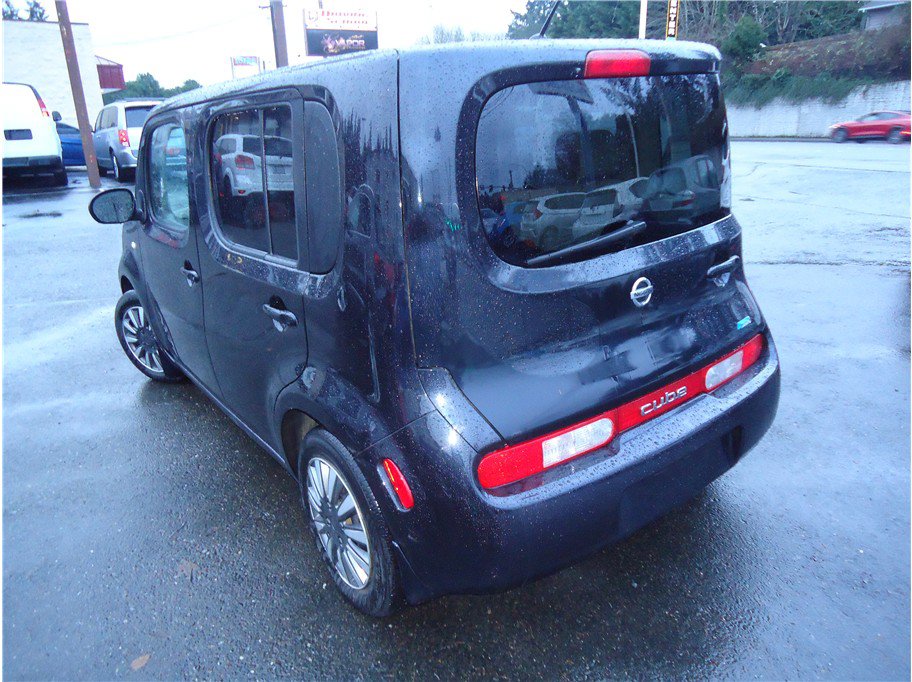 Used 2014 Nissan Cube 1.8 S w/ Interior Designer Package FWD image 9