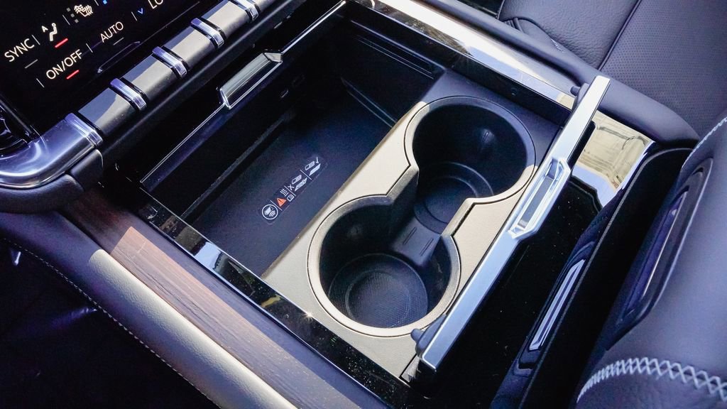 New 2026 GMC Yukon XL Denali w/ Advanced Technology Package image 20