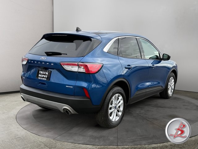 Used 2022 Ford Escape SE w/ Cold Weather Package image 7