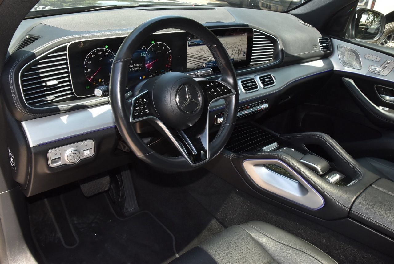 Used 2024 Mercedes-Benz GLS 450 4MATIC image 35