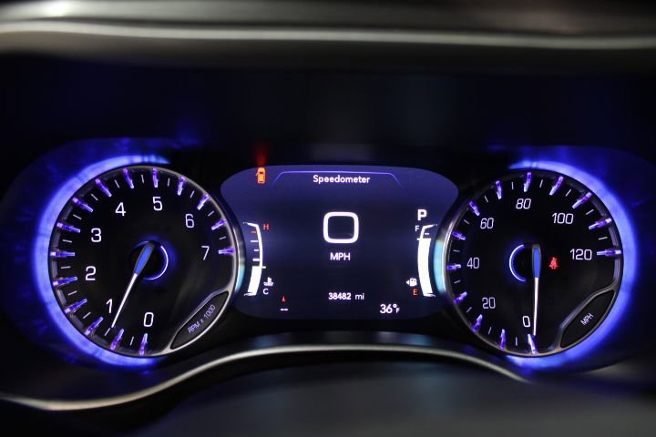 Used 2024 Chrysler Pacifica Touring-L image 42