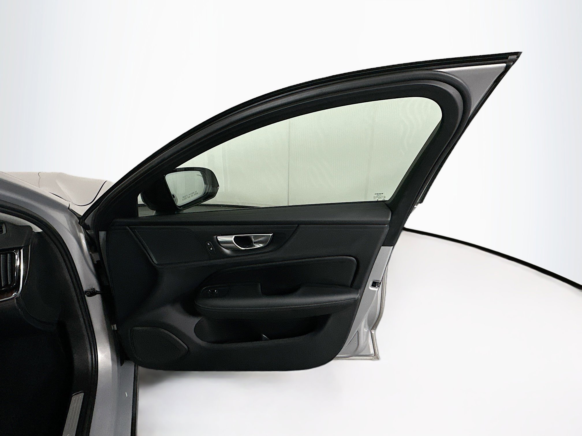 Used 2024 Volvo S60 B5 Plus image 31