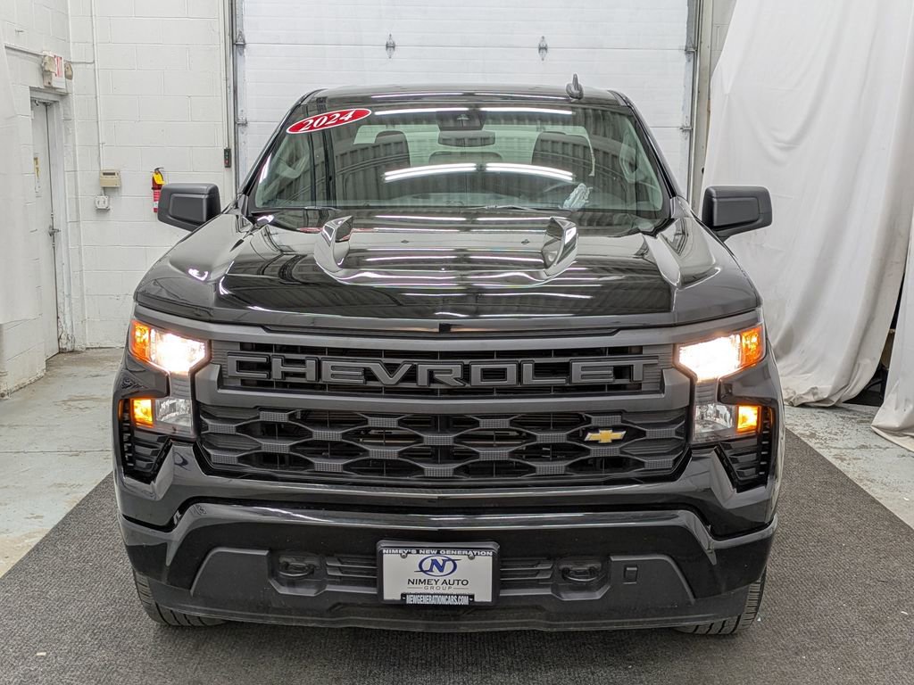 Used 2024 Chevrolet Silverado 1500 Custom image 14
