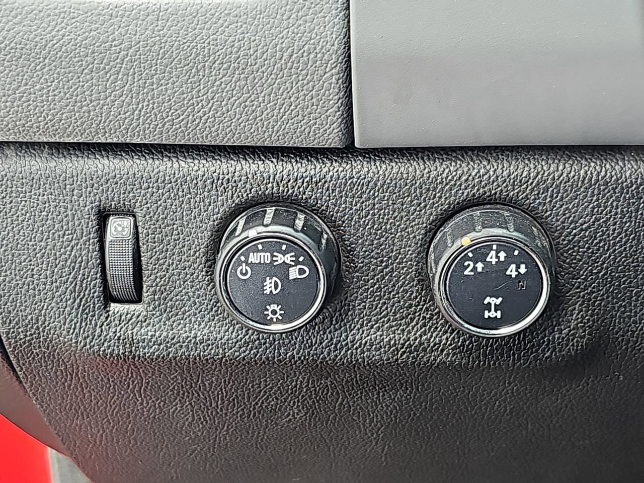 Used 2016 Chevrolet Colorado LT w/ Luxury Package, Chrome image 29