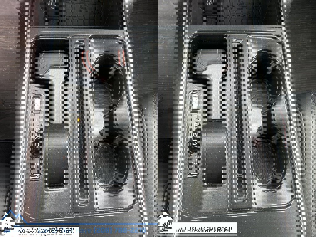 Used 2025 Ford F150 Raptor image 32