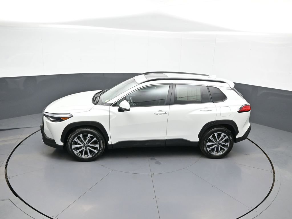 Certified 2023 Toyota Corolla Cross XLE w/ Convenience Package AWD/4WD image 41