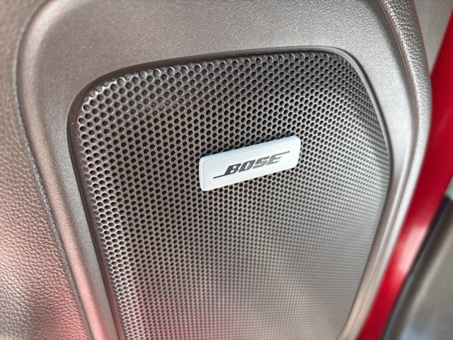 Used 2020 GMC Sierra 1500 SLT image 32