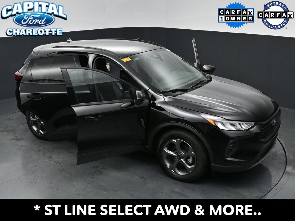 Used 2025 Ford Escape ST-Line Select AWD/4WD image 35