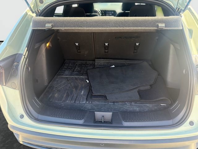 Used 2024 Chevrolet Trax RS w/ Driver Confidence Package FWD image 28