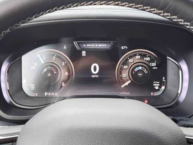 Used 2026 RAM 2500 Limited AWD/4WD image 7