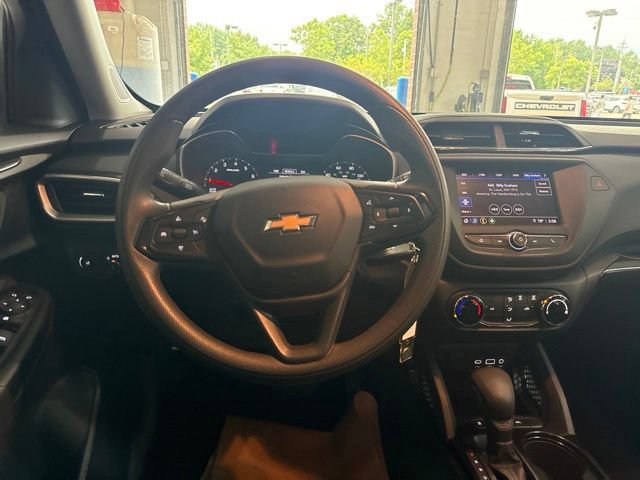 Used 2023 Chevrolet TrailBlazer LS FWD image 20