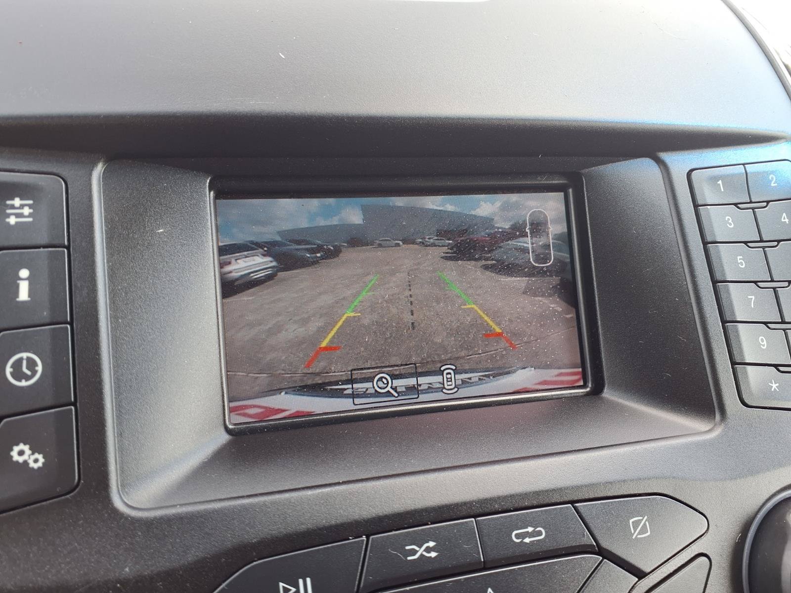 Used 2019 Ford Edge SE w/ SE Fleet Driver's Package FWD image 5