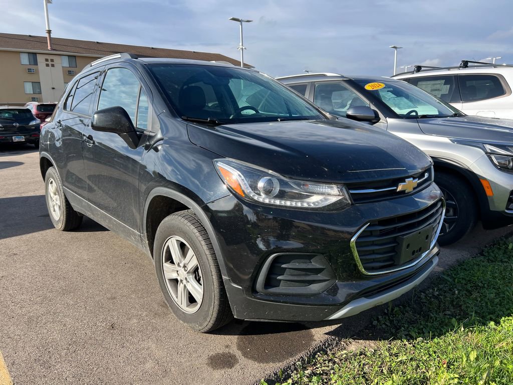 Used 2022 Chevrolet Trax LT w/ Premium Seat Package