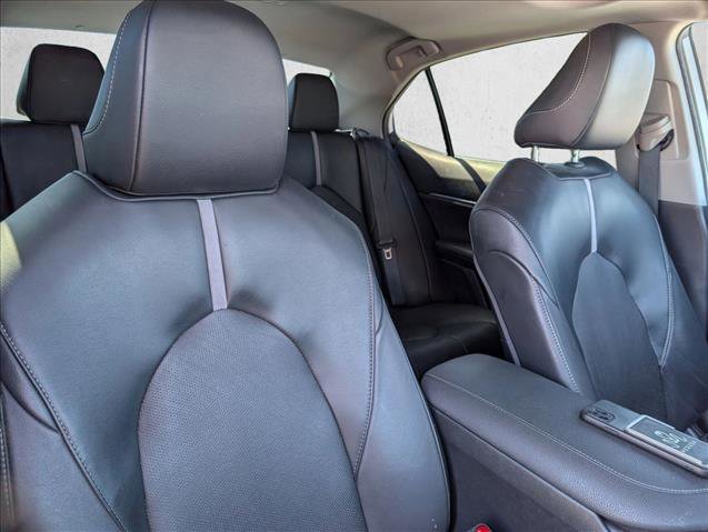 Used 2022 Toyota Camry XSE w/ Navigation Upgrade Package FWD image 19