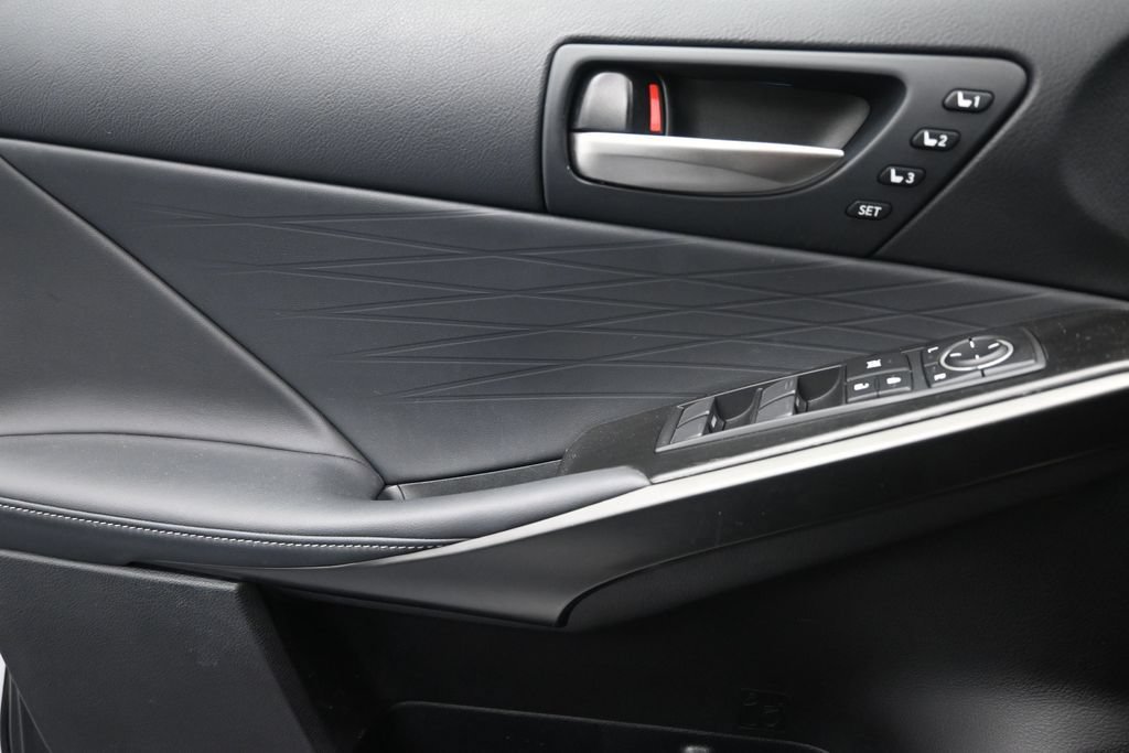 Used 2024 Lexus IS 300 w/ Premium Package RWD image 18