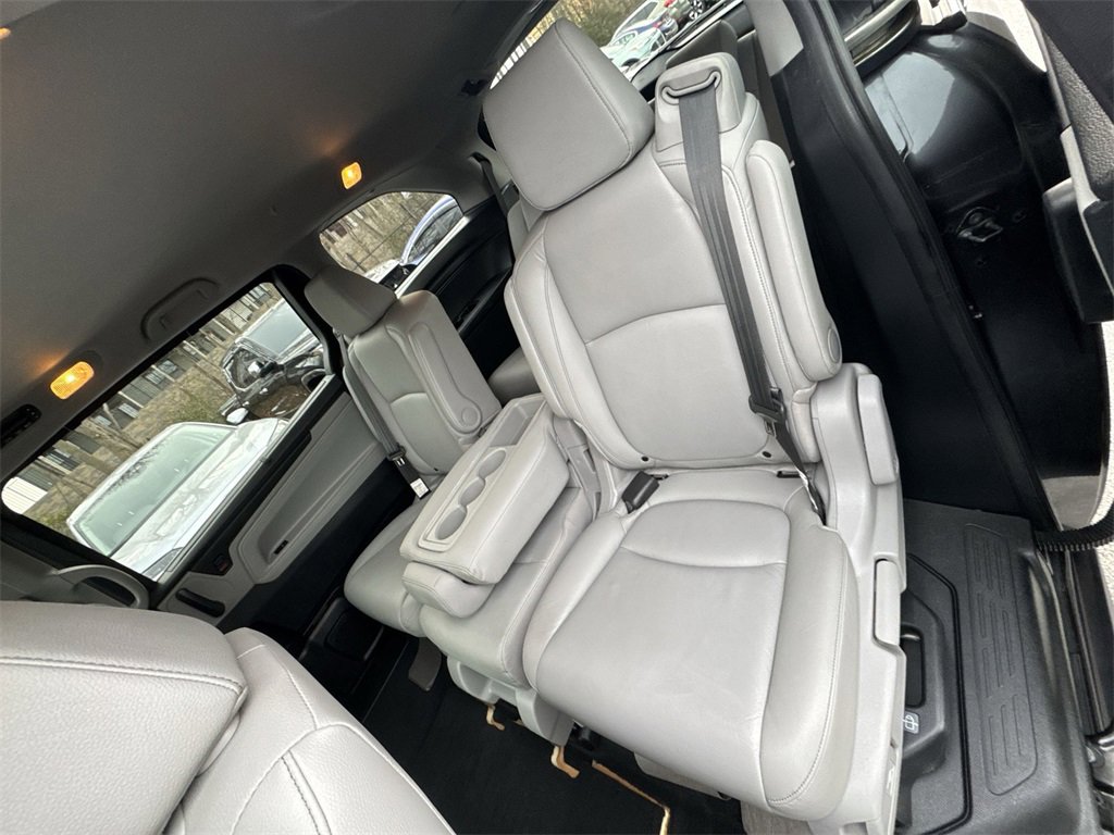 Used 2023 Honda Odyssey EX-L image 24
