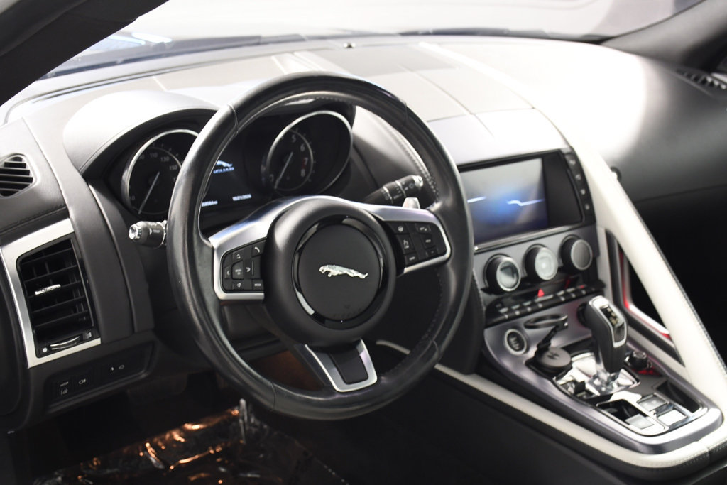 Used 2018 Jaguar F-TYPE Coupe RWD image 13