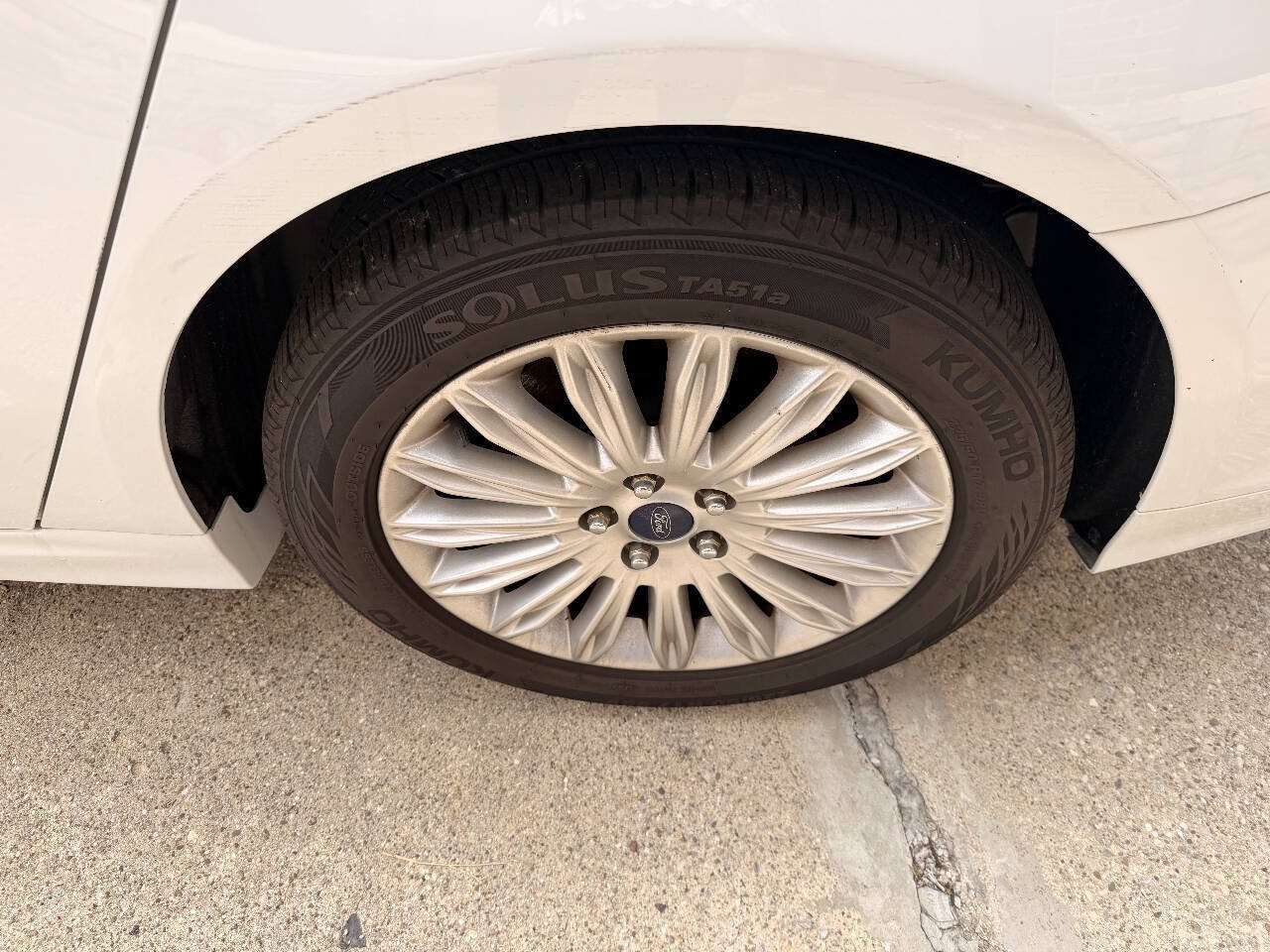 Used 2014 Ford Fusion Energi SE w/ Driver Assist Package FWD image 36