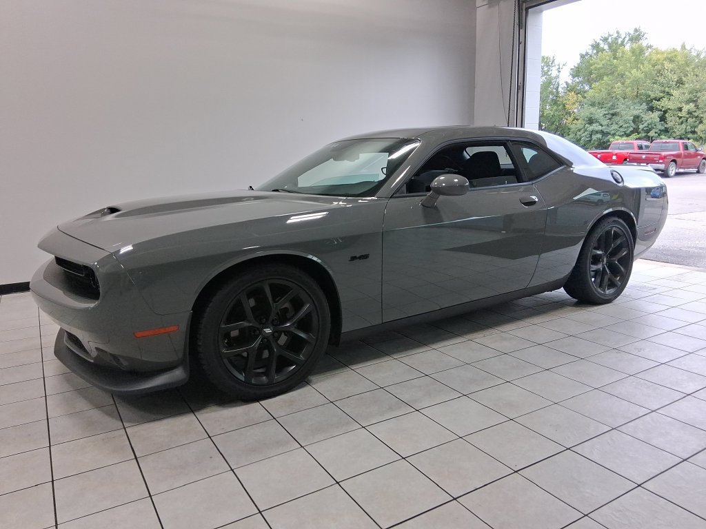 Used 2023 Dodge Challenger R/T w/ Blacktop Package RWD image 8
