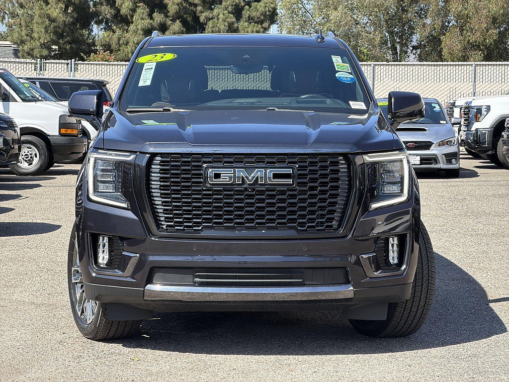 Used 2023 GMC Yukon Denali Ultimate AWD/4WD image 2