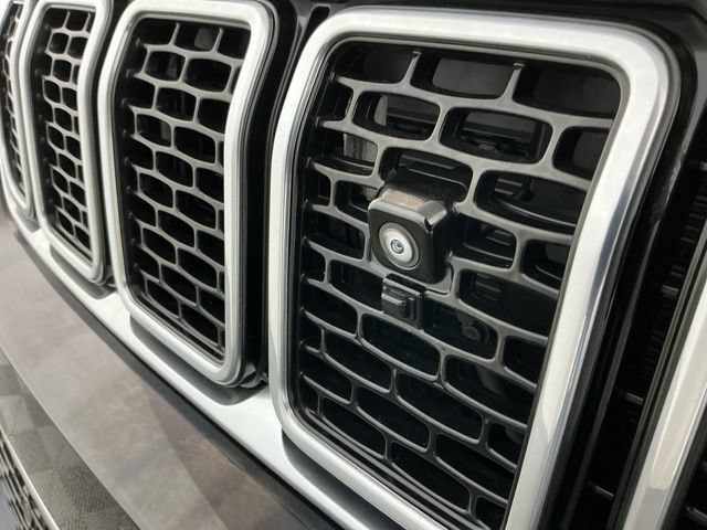 Used 2022 Jeep Wagoneer Series III w/ Rear Seat Entertainment Group AWD/4WD image 8