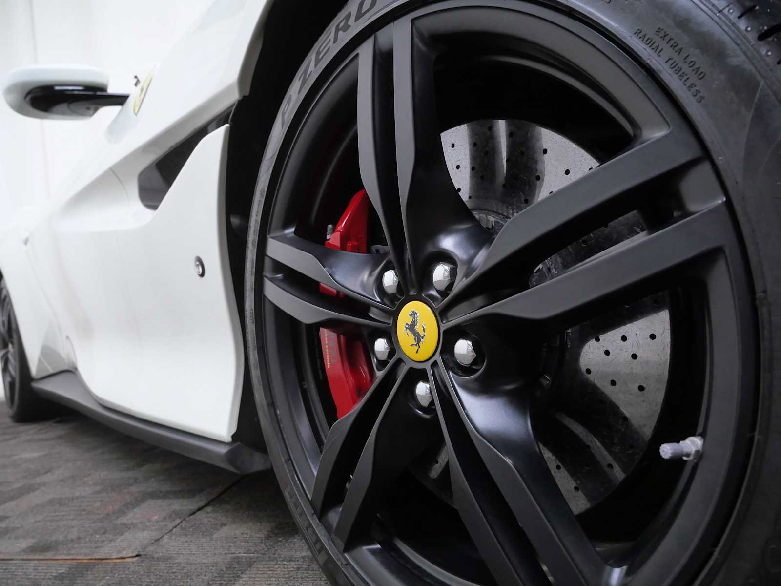 Certified 2019 Ferrari Portofino RWD image 13