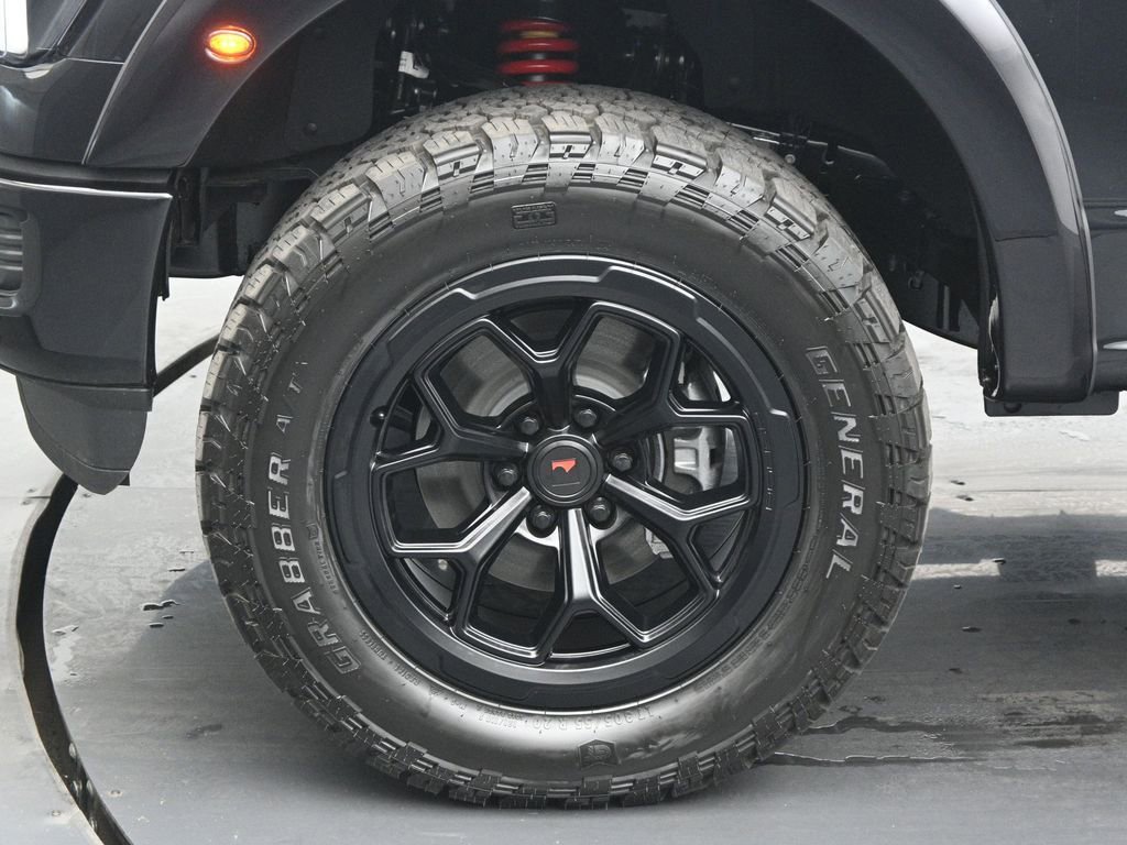 New 2025 Ford F150 Lariat w/ Equipment Group 502A High image 31