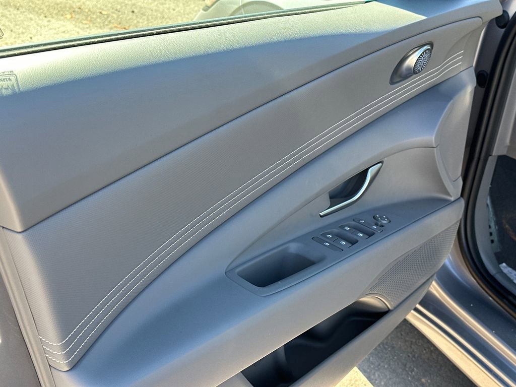 New 2026 Hyundai Elantra Sport image 10