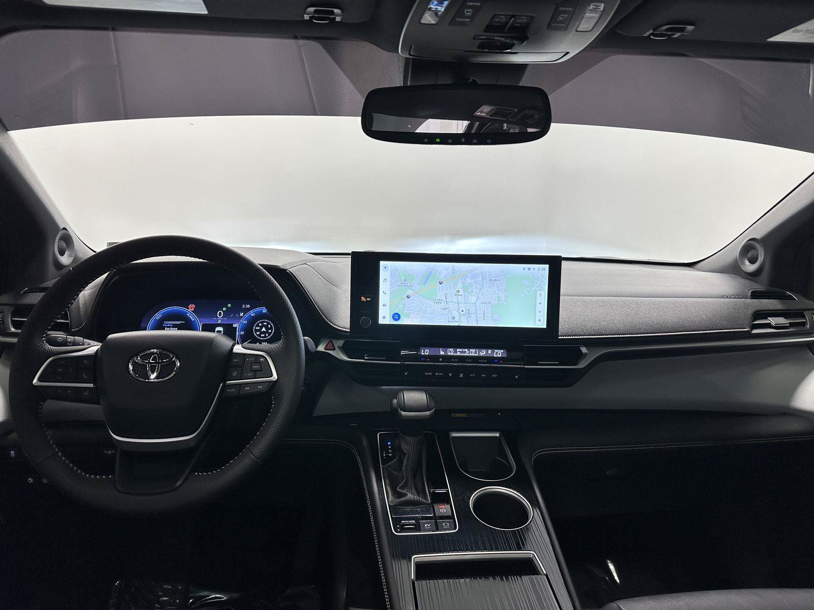 Used 2026 Toyota Sienna XSE AWD/4WD image 22