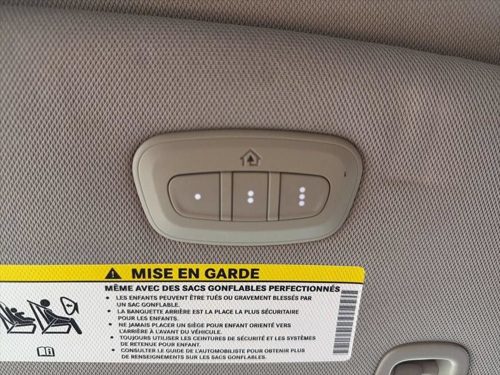 Used 2020 Chrysler Pacifica Limited FWD image 60