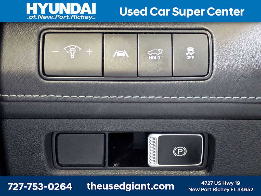 Used 2022 Hyundai Santa Fe Limited AWD/4WD image 35