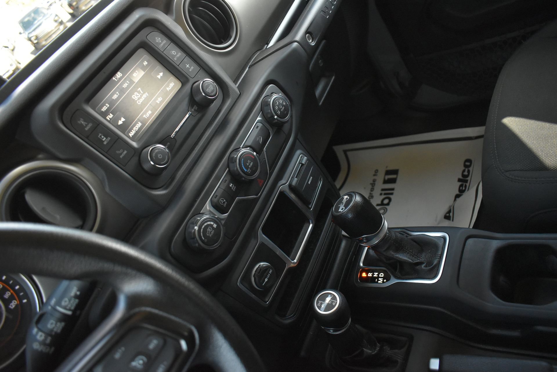 Used 2018 Jeep Wrangler Unlimited Sport image 23