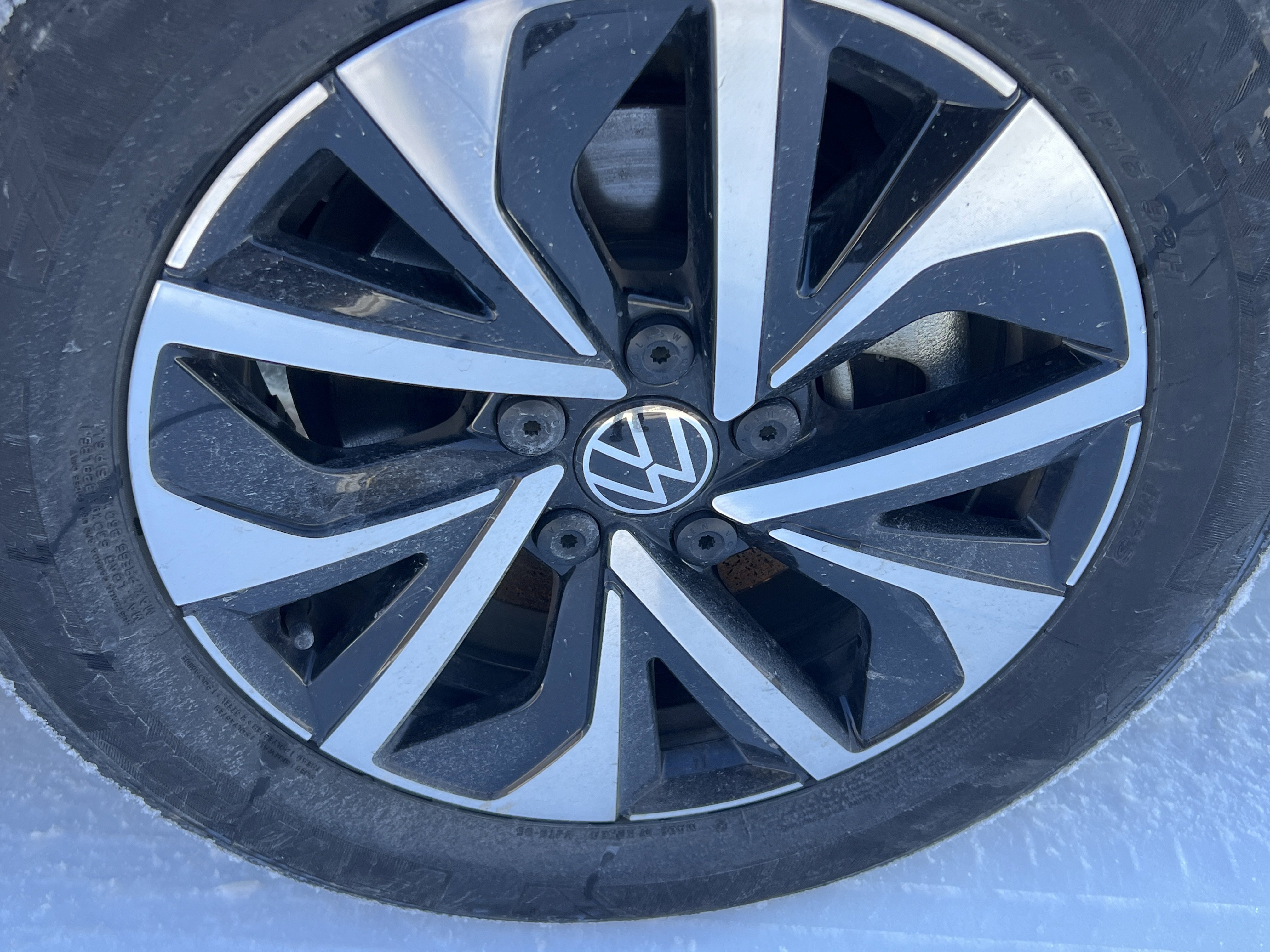 Certified 2025 Volkswagen Jetta S image 11