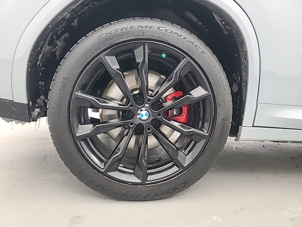 Used 2023 BMW X4 M40i w/ Premium Package image 10