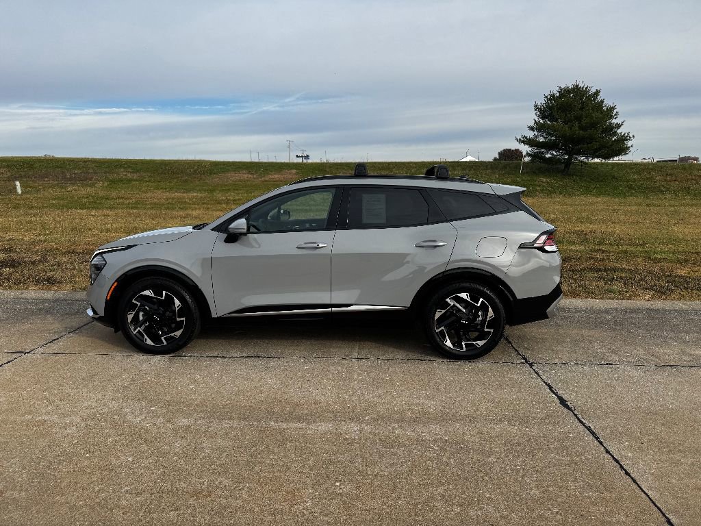 Used 2024 Kia Sportage SX image 11