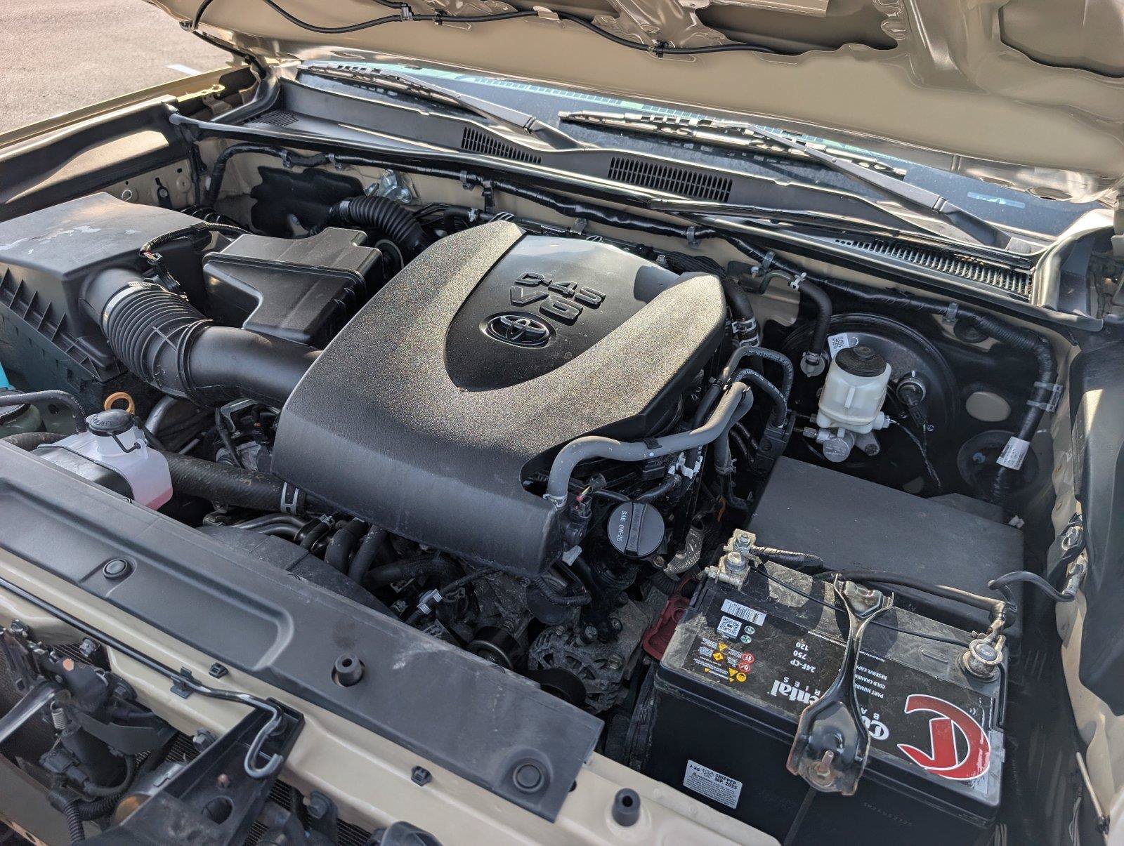 Used 2020 Toyota Tacoma TRD Sport AWD/4WD image 39
