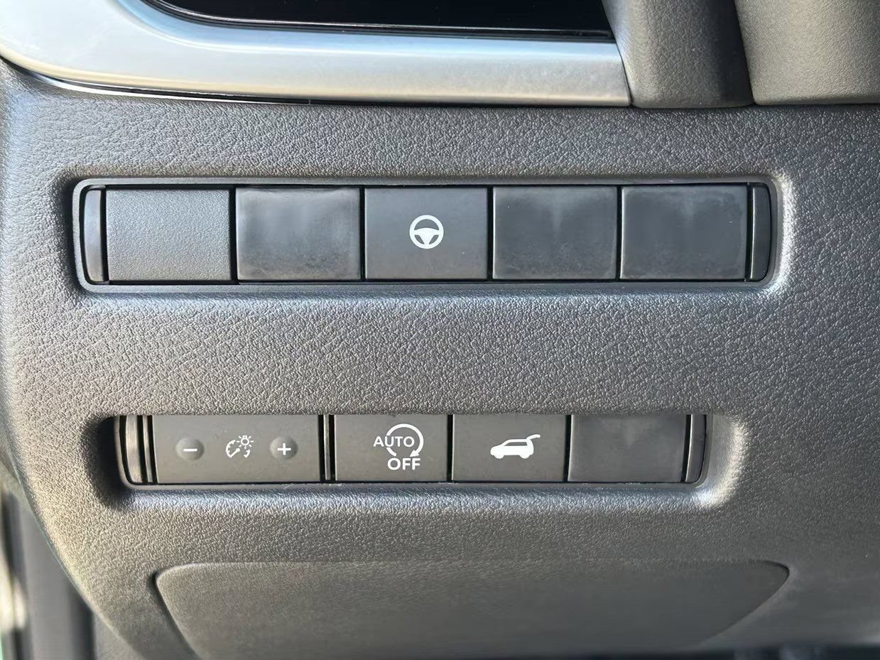 New 2026 Nissan Rogue SV AWD/4WD image 22