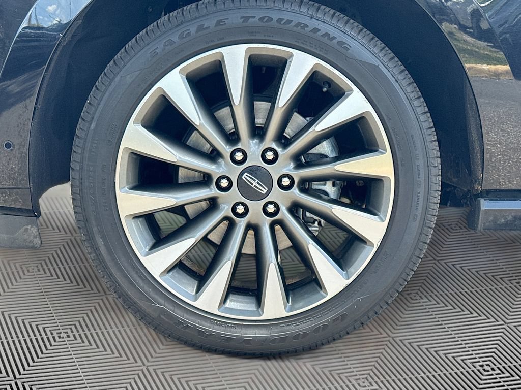Used 2021 Lincoln Navigator Reserve AWD/4WD image 35