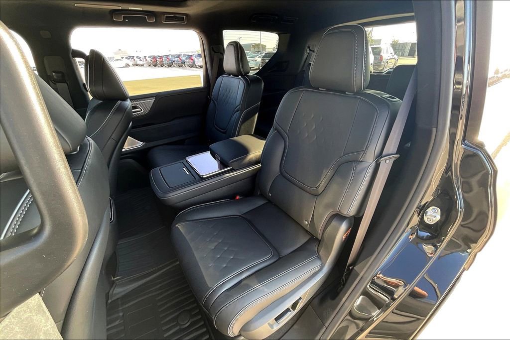 New 2026 INFINITI QX80 Autograph w/ Premium Cargo Package image 20