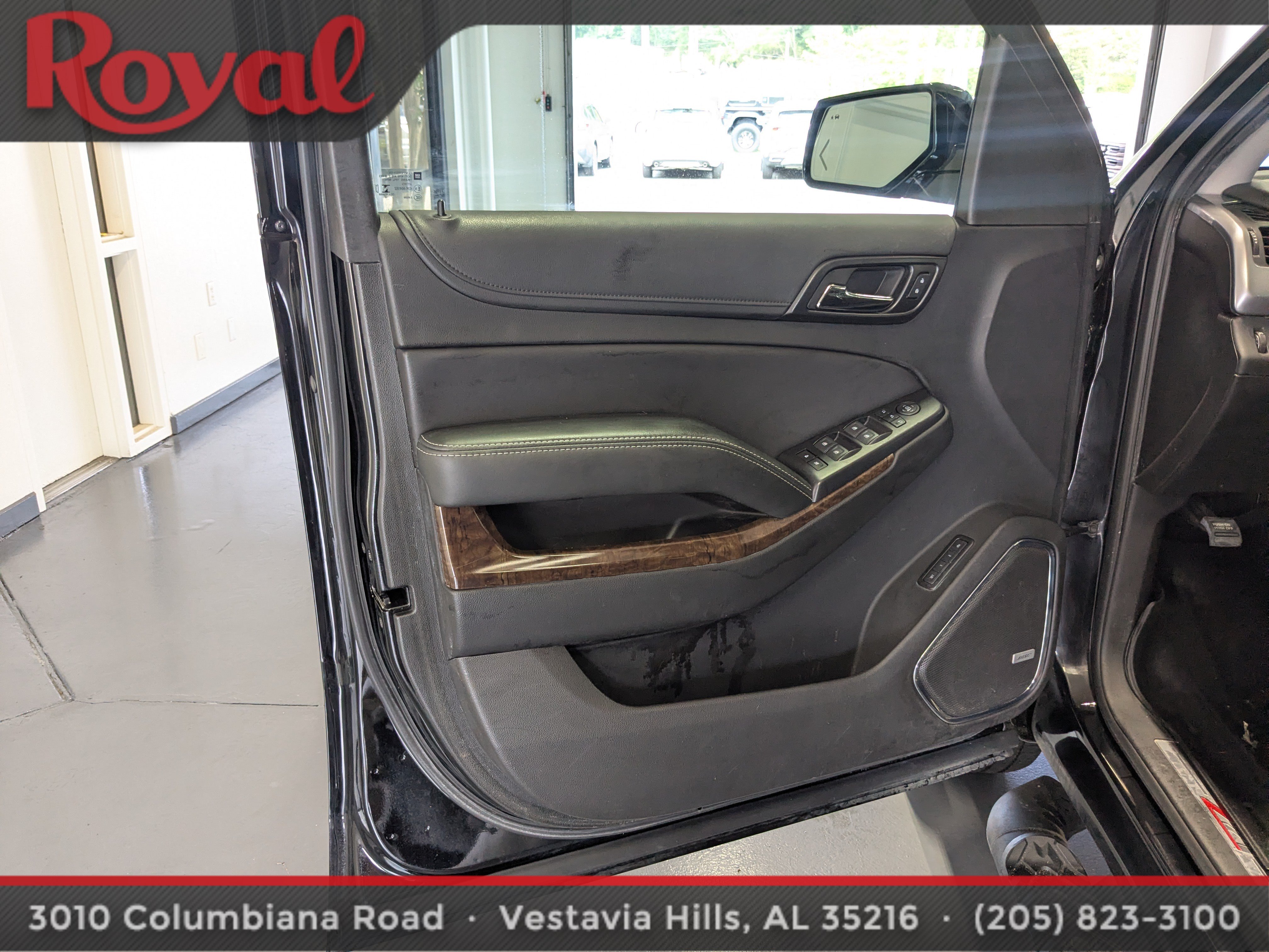 Used 2018 Chevrolet Suburban LT AWD/4WD image 21